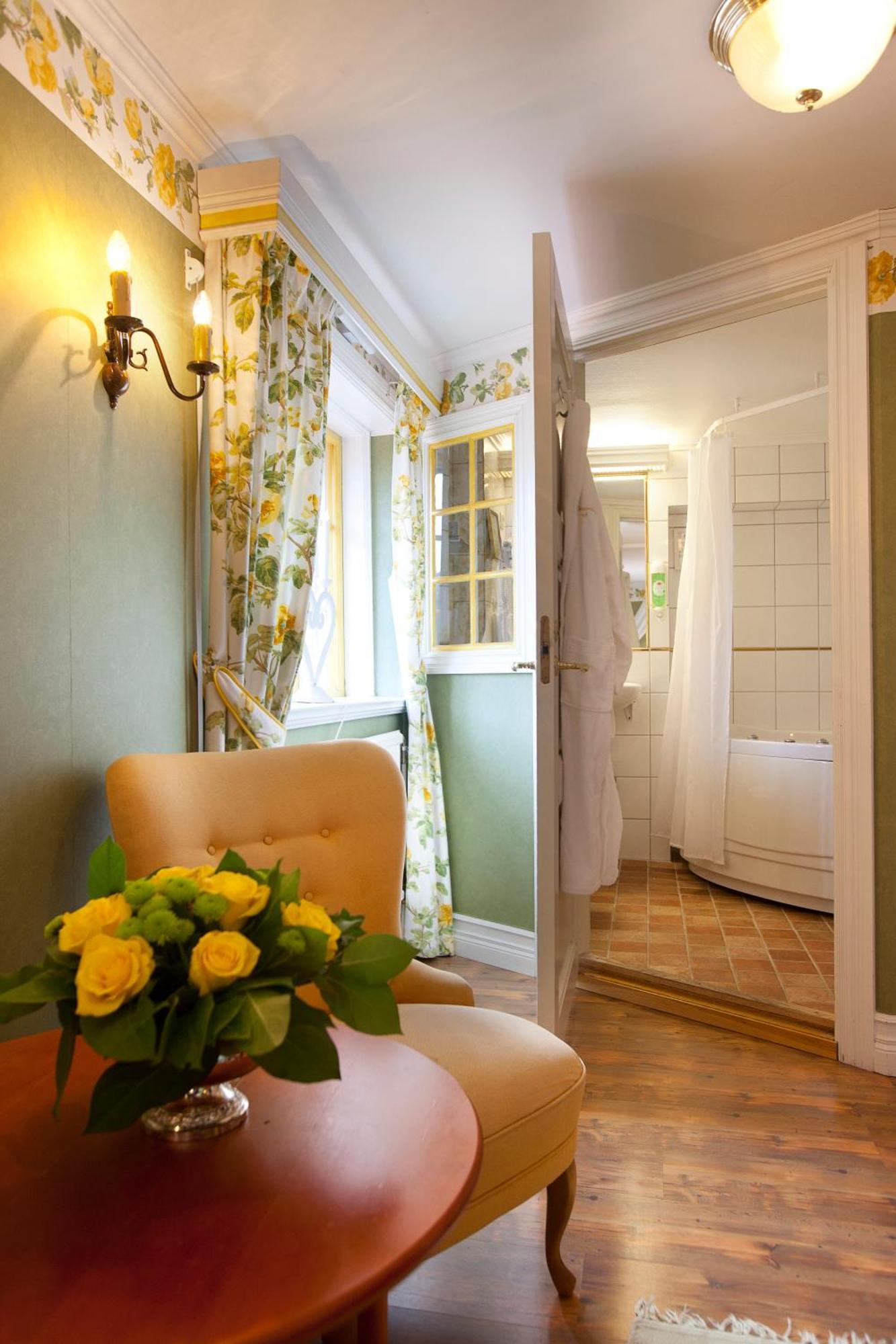 Taellbergsgardens Hotell Buitenkant foto