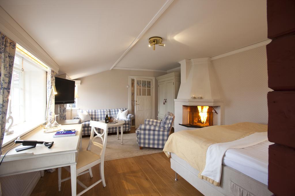Taellbergsgardens Hotell Buitenkant foto