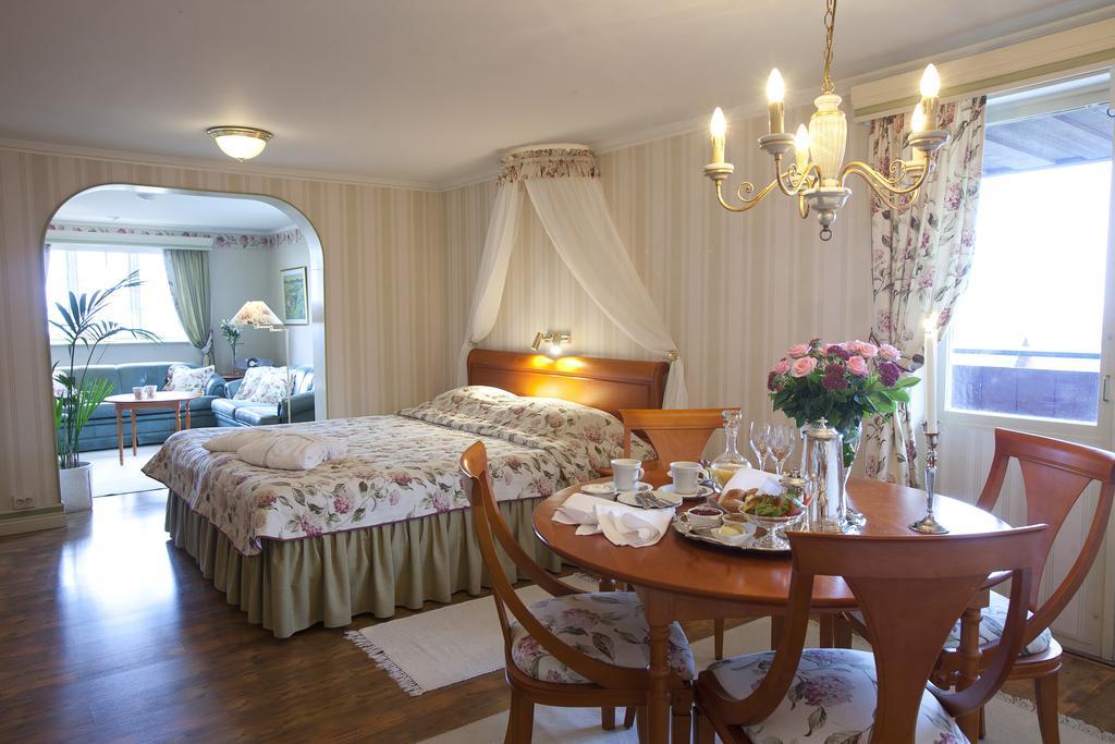 Taellbergsgardens Hotell Buitenkant foto